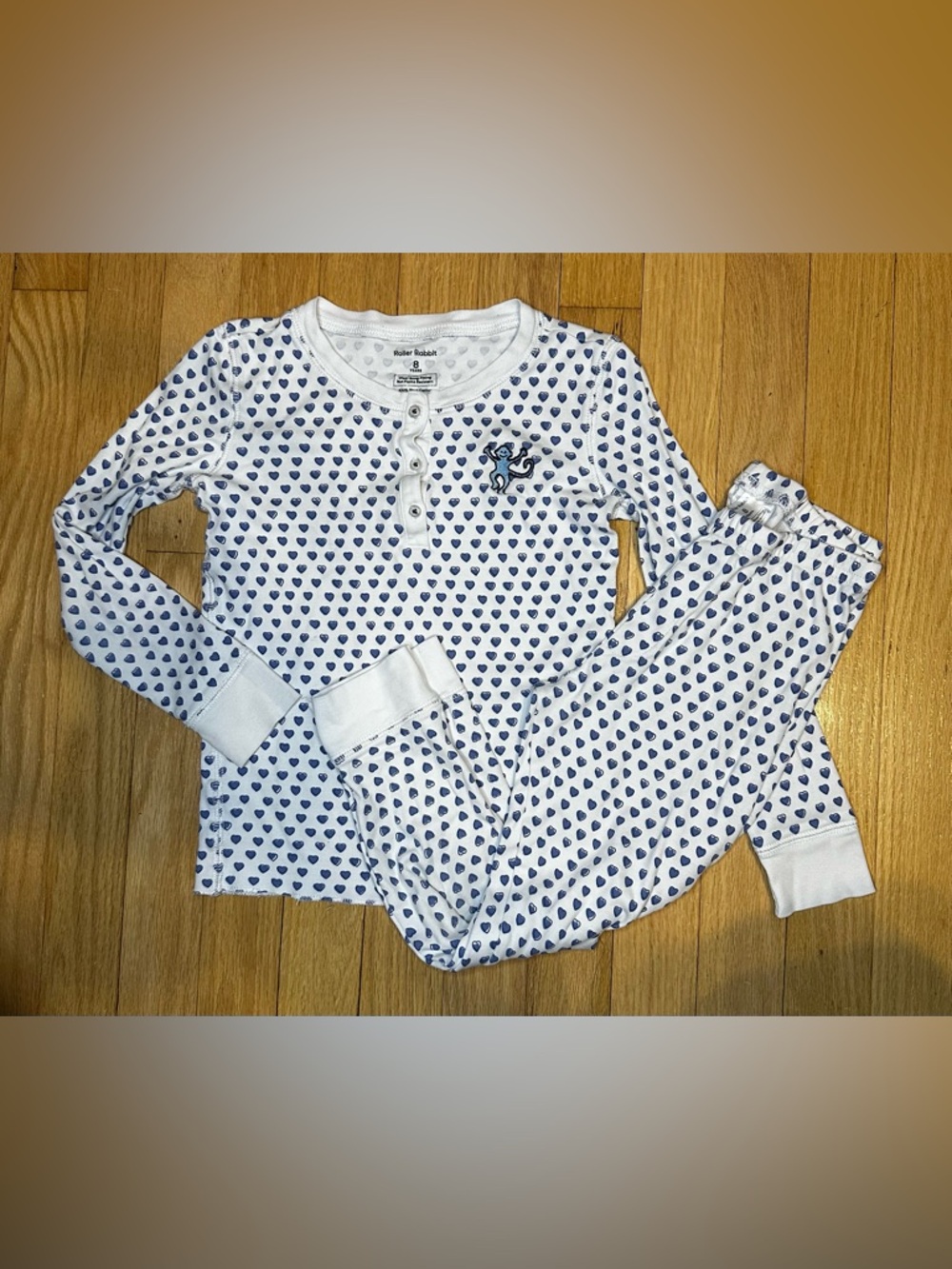 Roller Rabbit Size: 8 White Pajama Set with Navy Heart Print